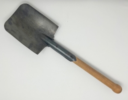 German Entrenching Tool (Reproduction)