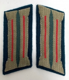 Bevo Artillery Collar Tabs (Folded & Mounted)
