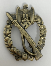 Infantry Assault Badge, Bronze (Hollow Back)