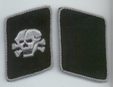 Totenkopf Officer Vertical Collar Tabs