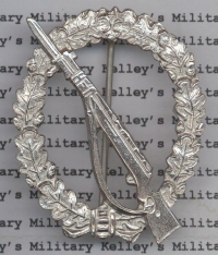 1957 Infantry Assault Badge, Silver