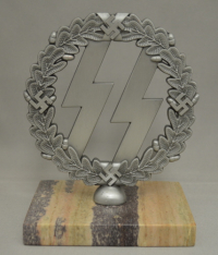 SS Runes & Wreath Desk Ornament