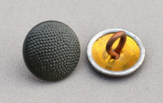 Pebbled Cap Button